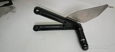 Pedane Valtermoto per Yamaha R6 