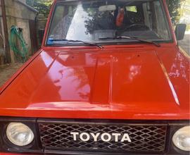 TOYOTA Land Cruiser - 88