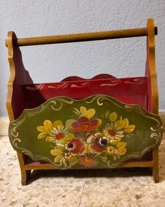 portariviste decorato 