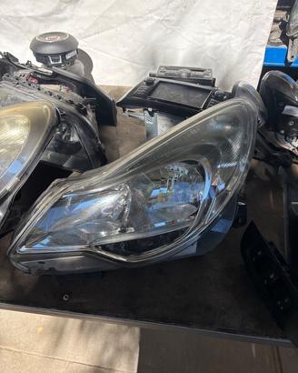 Fanale Faro anteriore Sinistro Opel Corsa D