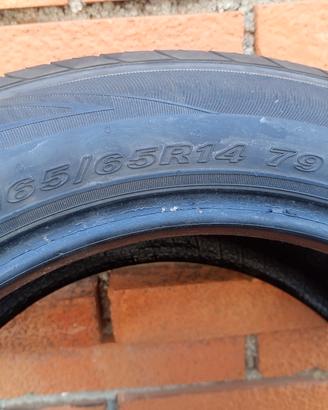 gomme 165/65 r14