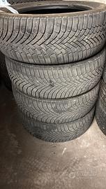 Gomme invernali bridgestone 255/55/r18