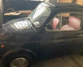Auto d'epoca Fiat 500