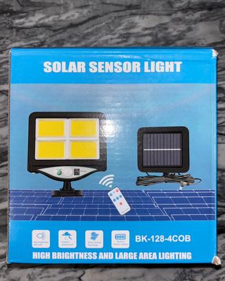 faretto led con pannello solare (nuovo)