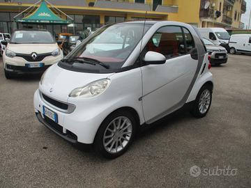 Smart ForTwo 1.0 BENZINA MHD 71 CV PASSION AUTOMAT