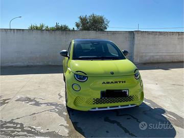 ABARTH 500e - 2023