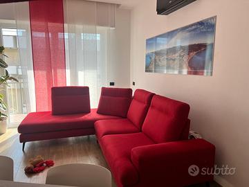 Divano quattro posti