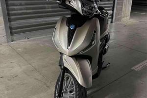 PIAGGIO BEVERLY 400