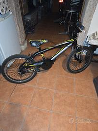 Bicicletta Bmx freestyle