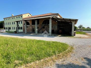 RUSTICO A QUARTO D'ALTINO