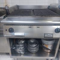 piastra professionale a gas con pietra lavica