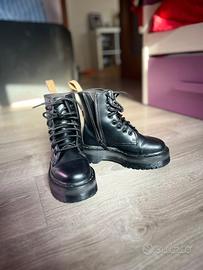 Dr Martens