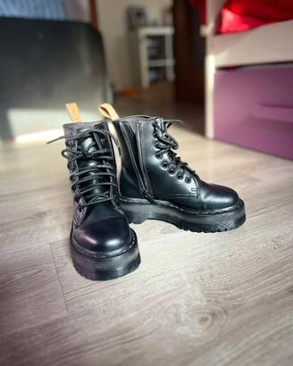 Dr Martens