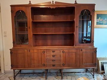 Credenza con vetrina 