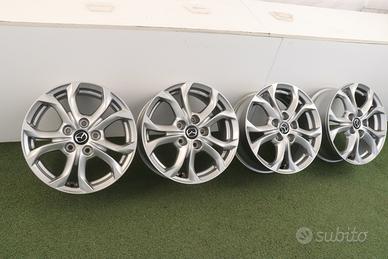 Cerchi in lega Mazda 3 CX3 CX30 16 ORIGINALI