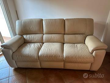 Divano Chateau d’Ax in pelle 3 posti sistema relax