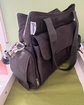 Borsa cambio pannolini + fasciatoio Giordani