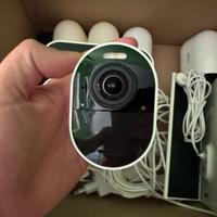 Kit Videosorveglianza Arlo 4K Ultra e Pro 4 + Base