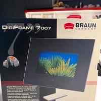 Cornice digitale BRAUN 7007