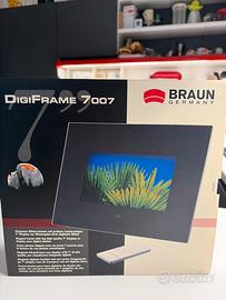 Cornice digitale BRAUN 7007