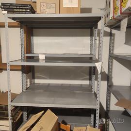 SCAFFALI METALLICI