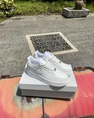 Nike Air Force 1 White EU 42
