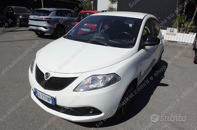 Lancia Ypsilon 1.2 69 CV 5 porte GPL Ecochic Gold 