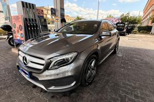 Mercedes GLA 200 d Premium 136 CV | AMG 18”