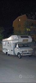 Camper BEDFORD 5 POSTI CON AUTO