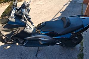 TMax 500 anno 2008