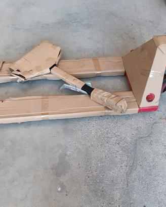 Transpallet a doppio rullo