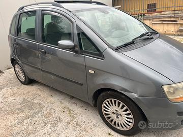 Fiat idea per neopatentati multijet