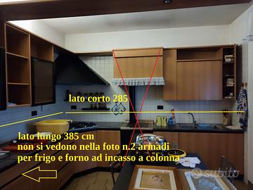 Cucina completa color noce già smontata