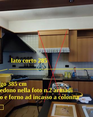 Cucina completa color noce già smontata