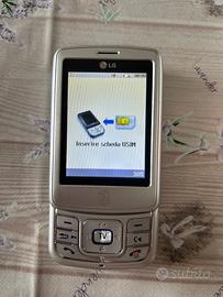 LG U900