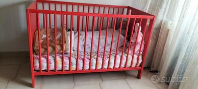 culla Ikea colore rosso 