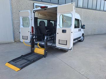 Fiat Ducato TRASPORTO DISABILI Tetto alto