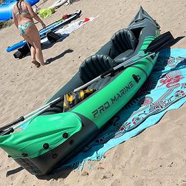 Kayak a 2 posti, stabile e nuovo!