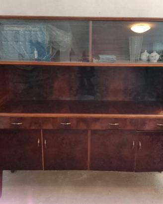 Credenza con vetrinetta anni '60