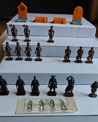 Samurai e Guardie Svizzere. Soldati Metallo Kinder