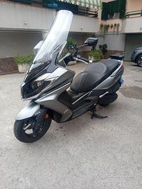 Kymco Downtown 350i del 2017