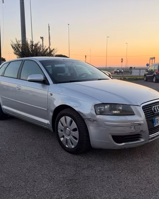 AUDI A3 SPB 2.0 16V TDI Ambiente