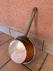 Piccola padella vintage in rame martellato