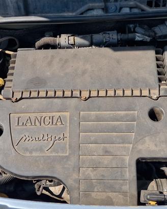 automobile  lancia 