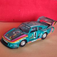 Kremer Porsche 935 Vaillant - Burago Scala 1:24