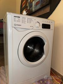 Lavasciuga indesit