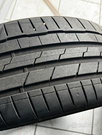 Gomme hankook 225/45/18