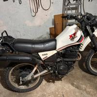 Yamaha XT 550 4 tempi