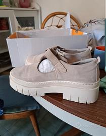Mary Jane platform Beige Art Company