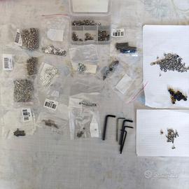 set viti bulloncini dadi vari nuovi per modellidmo